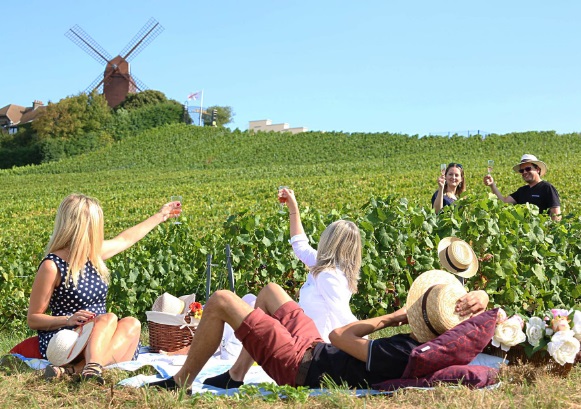 Um brinde à Champagne! Muito mais do que uma bebida ícone de celebração, a região é Patrimônio Mundial