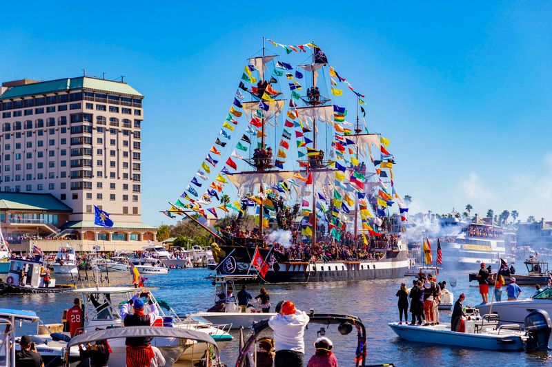 Gasparilla celebra a cultura dos piratas em Tampa Bay 