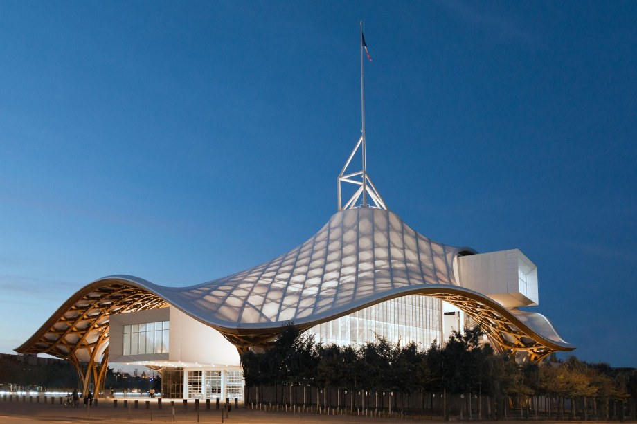 Museu na França celebra 15 anos de arte e paixão juntos