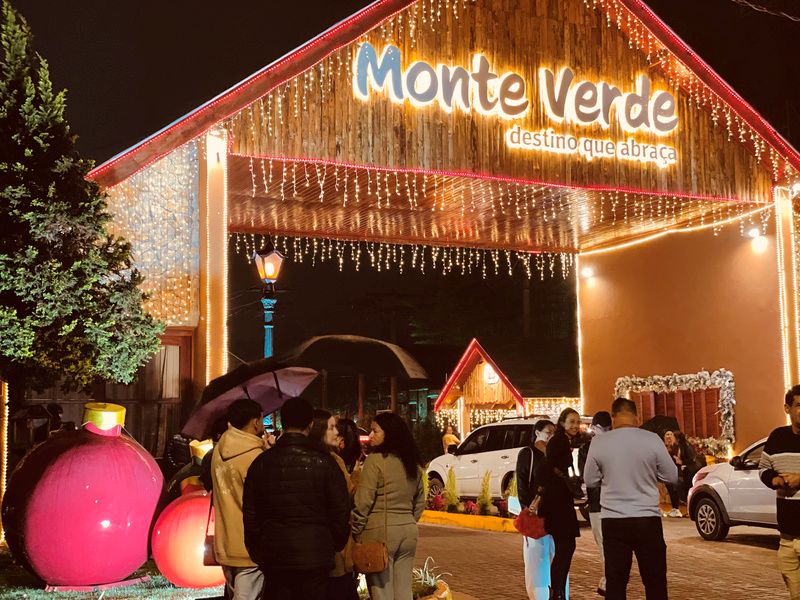 Com mais 4 atrações agendadas, Natal nas Montanhas de Monte Verde (MG) mantém decoração iluminada até 2 de fevereiro