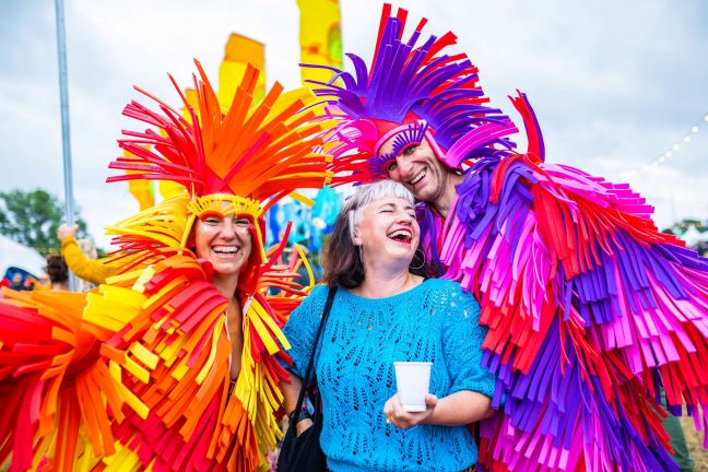 Carnaval britânico: como aproveitar a celebração mais animada do mundo na Inglaterra