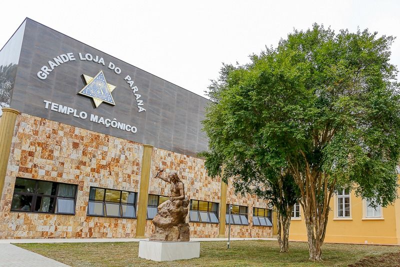 Primeiro Tour Maçônico do Mundo chega a Curitiba e abre portas de templos históricos