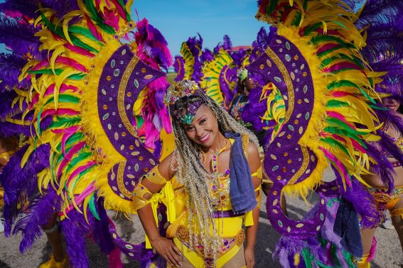 Belize irradia festa: tradições, ritmos e sabores para vivenciar de setembro a novembro