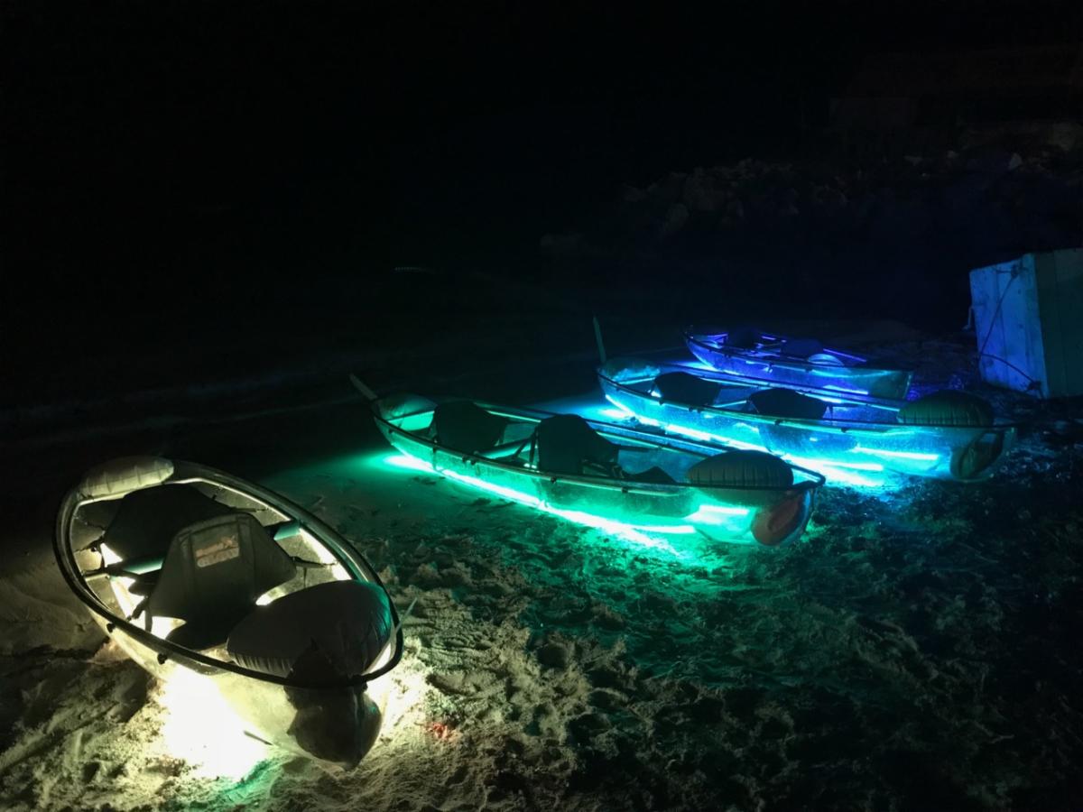 Remando sob as estrelas: descubra a magia do Liquid Glow em Anguilla