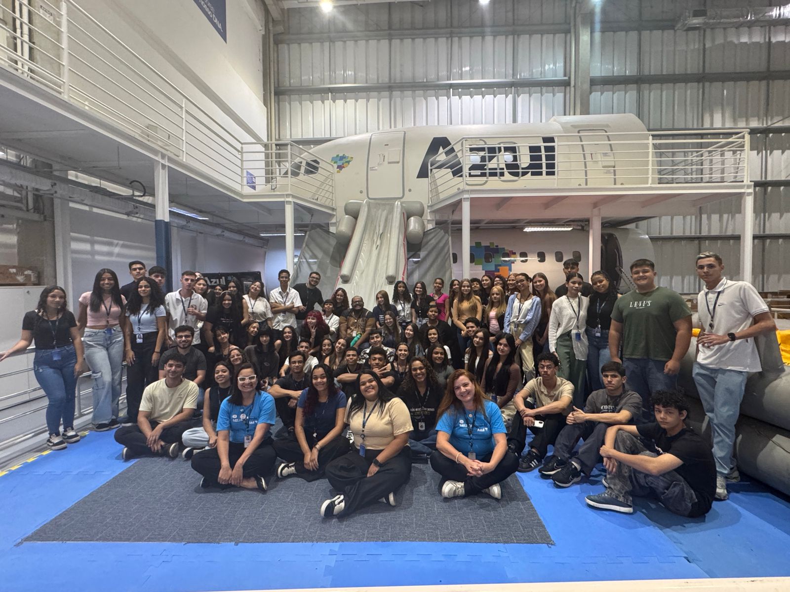 Carreiras de sucesso: Programa Social da Azul transforma vidas de jovens aprendizes