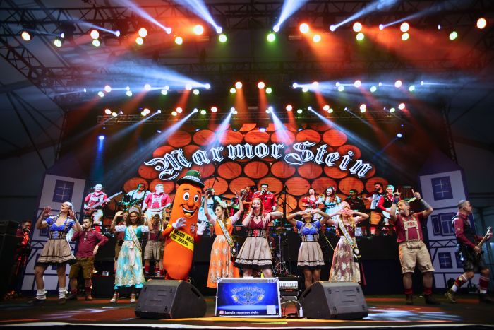 São Paulo Oktoberfest teve recorde de público em seu segundo final de semana e se prepara para fechar o terceiro com chave de ouro como uma de suas maiores edições