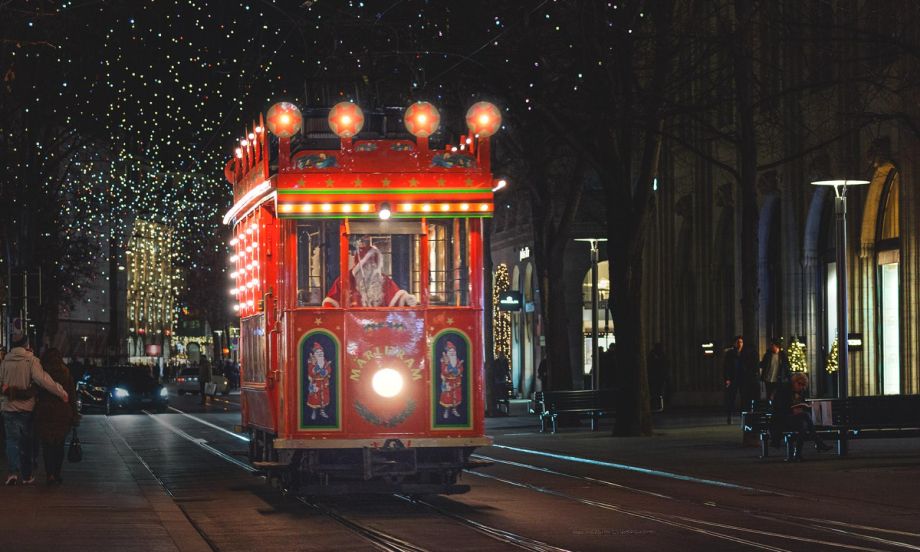 St. Annahof Märlitram, o bonde do Papai Noel