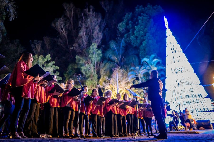 São Pedro abre “O Natal é Aqui” com acendimento das luzes, Casa do Papai Noel no píer e inauguração do Presépio São Pedro