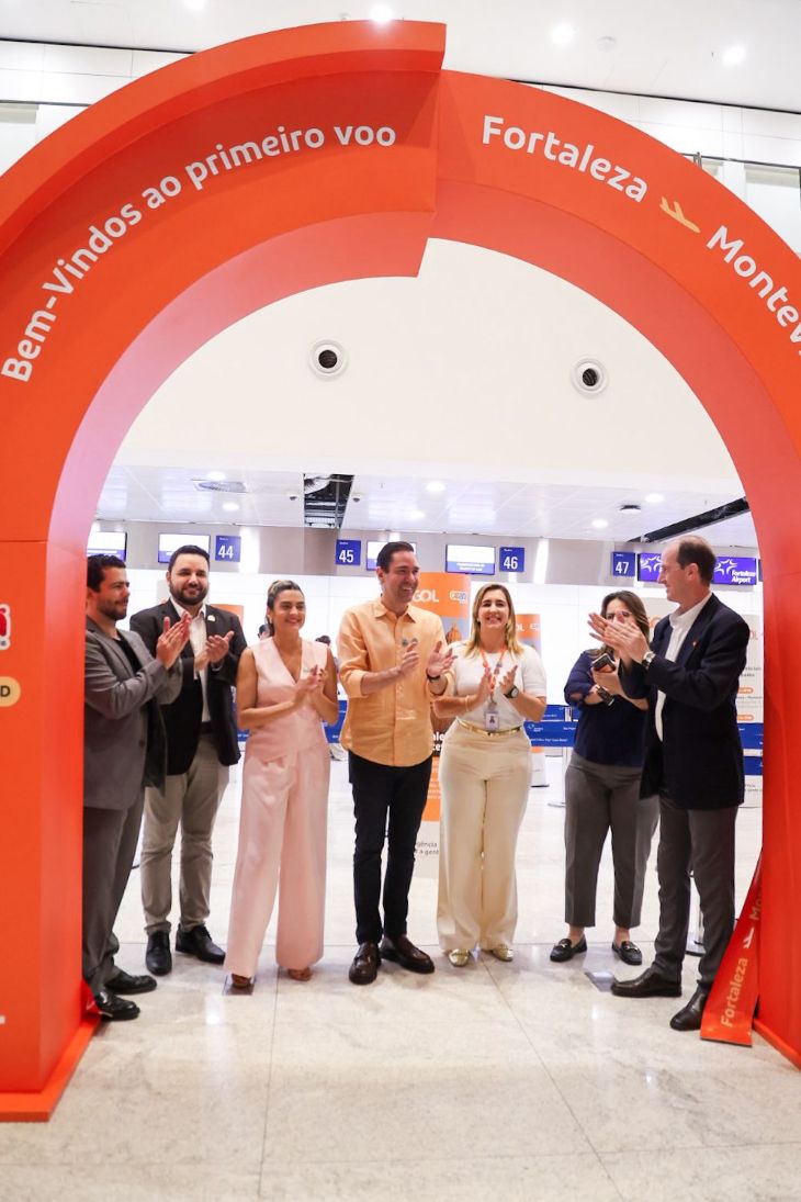 Eduardo Bismarck celebra novos voos diretos para Montevidéu e Foz do Iguaçu