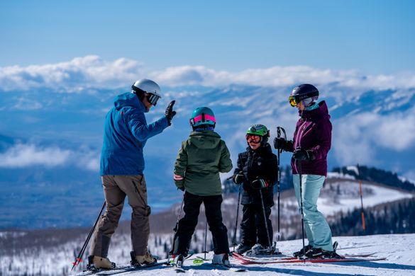 A primeira vez importa! Confira 10 motivos que fazem de Park City a escolha certa para quem estreia na neve