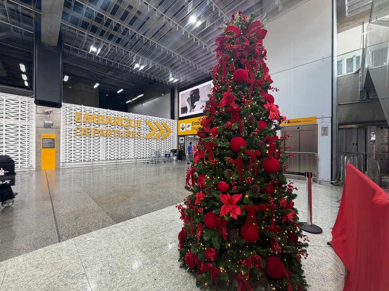 O espírito natalino toma conta do Aeroporto Internacional de São Paulo, em Guarulhos