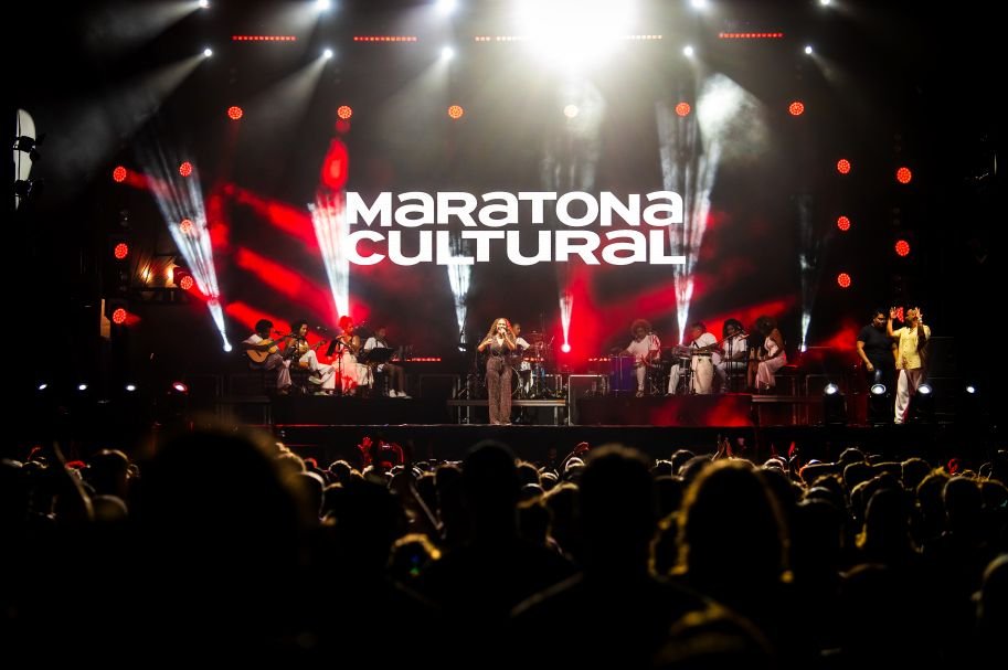 Florianópolis além das praias: festival gratuito transforma a capital em destino de turismo cultural e movimenta R$ 26 milhões