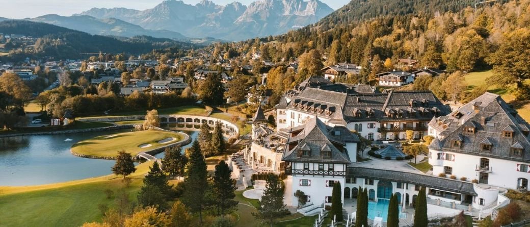 Férias de luxo na Áustria: hotéis suntuosos, spas deslumbrantes e gastronomia requintada nos Alpes
