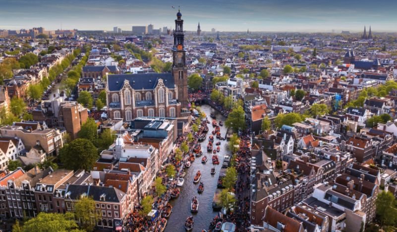 Últimos dias: ação da KLM leva brasileiros para viver o King’s Day em Amsterdã