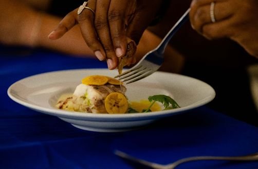 Festival culinário reúne chefs internacionais e experiências gastronômicas no Caribe