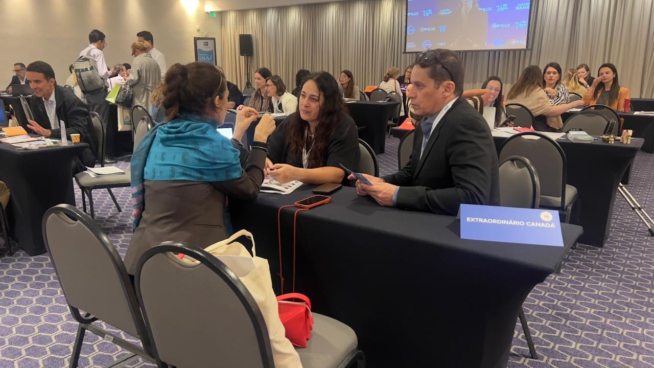 VBRA reforça protagonismo no IMM Brazil 2026 com curadoria de conteúdo, gestão de mídia e representação do turismo canadense