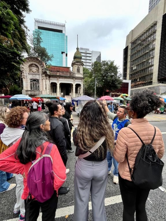 Entre bikes e roteiros culturais: Avenida Paulista é ponto de partida para experiências gratuitas em maio