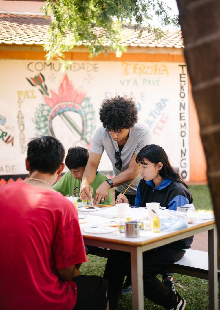 Hotel das Cataratas, A Belmond Hotel, e Cidades Invisíveis lideram projeto social na comunidade indígena Tekohá Ocoy em parceria com o Projeto Onças do Iguaçu