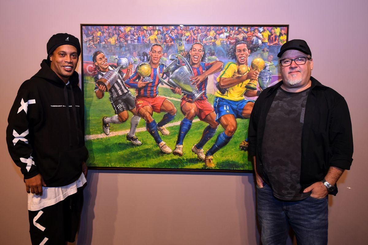 Casa das Rosas entra no ritmo da Copa com exposição sobre Ronaldinho Gaúcho