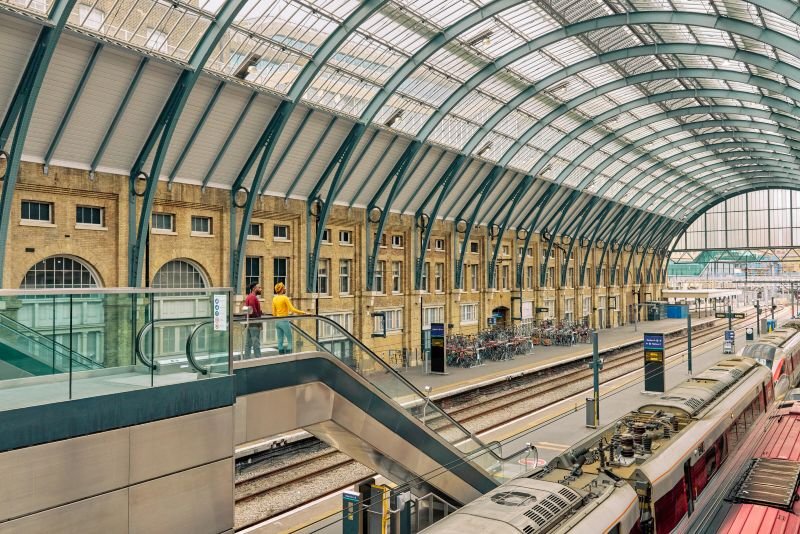 10 cidades para explorar de trem saindo de Londres