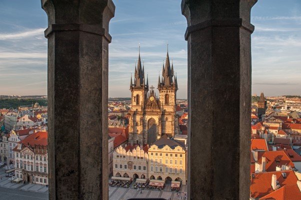 Praga, a cidade que se lê: uma viagem literária através de cinco autores