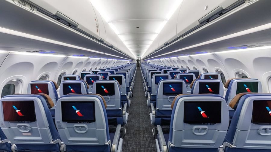 American Airlines anuncia modernização global da frota com telas de entretenimento e expansão da categoria premium em aeronaves de corredor único