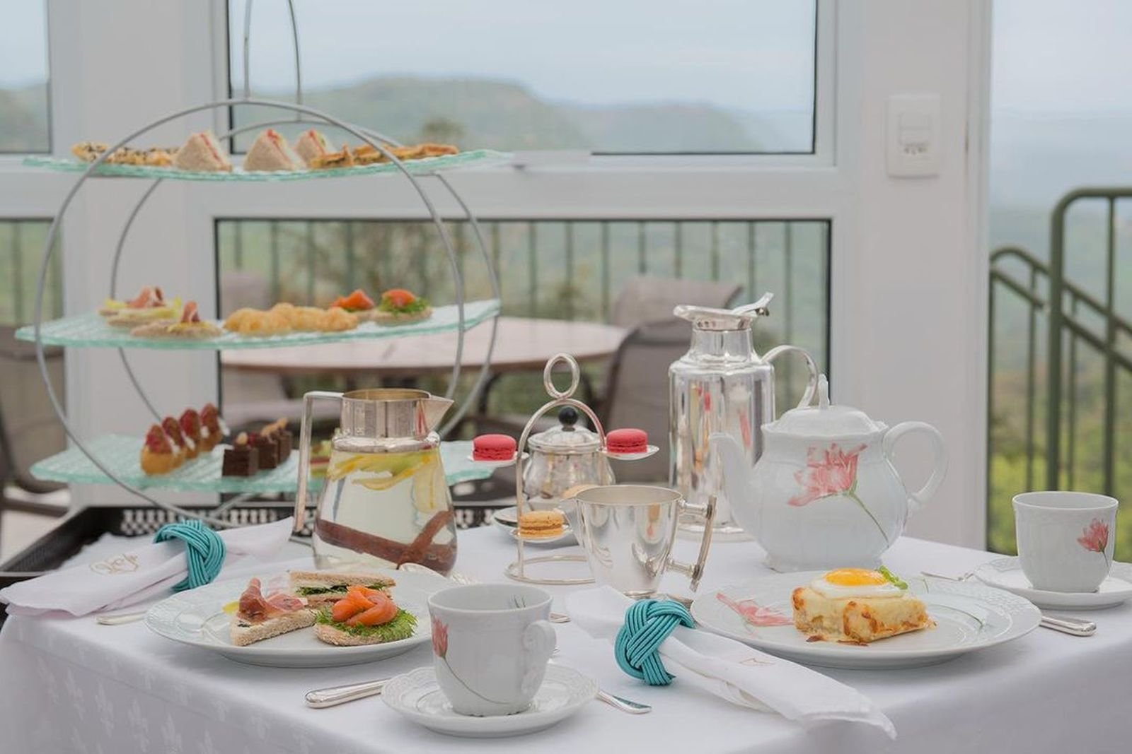 Royal Afternoon Tea: de Londres a Gramado, o ritual britânico que virou tendência de luxo