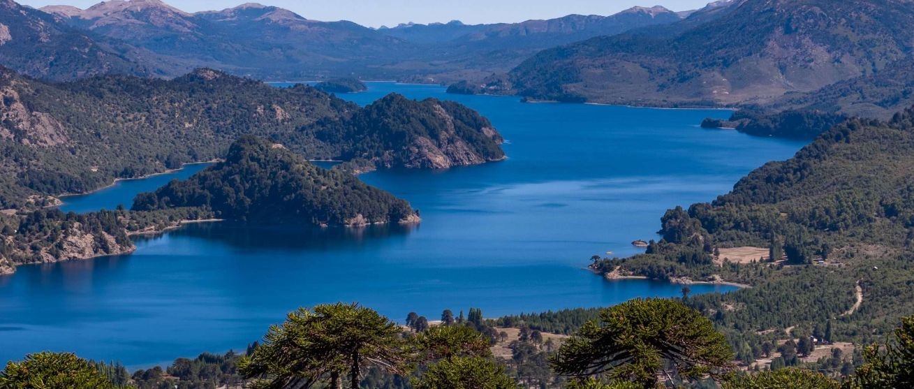 Destino pouco conhecido na Patagônia argentina, Villa Pehuenia combina neve, cultura mapuche e natureza preservada