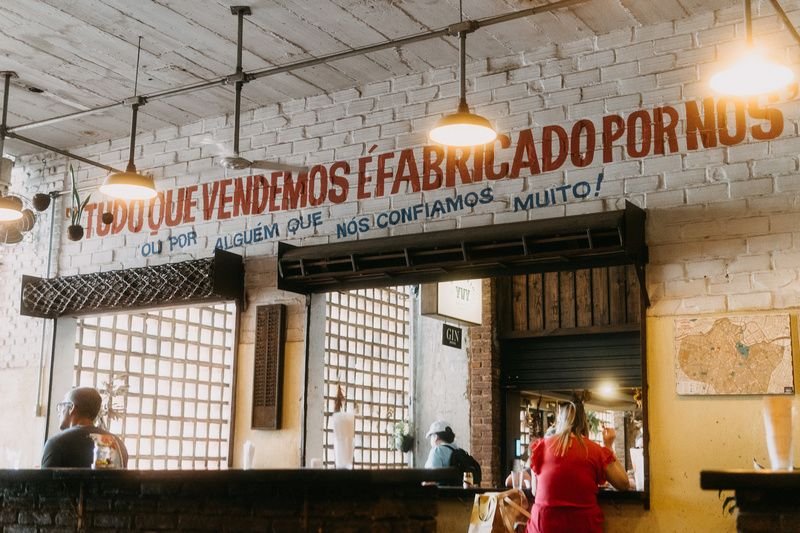 Da feira da madrugada aos bares autorais: um roteiro pelo Mercado Novo de Belo Horizonte