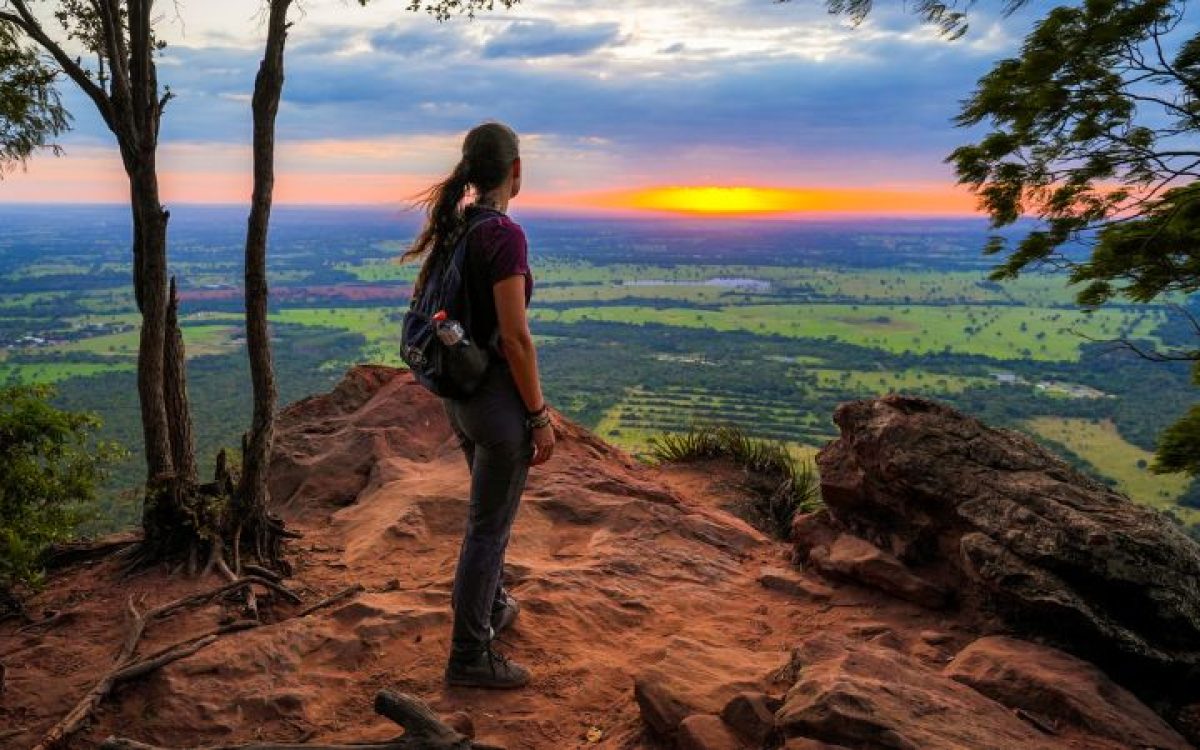 Aumento do ecoturismo impulsiona preservação ambiental e destaca liderança feminina no setor