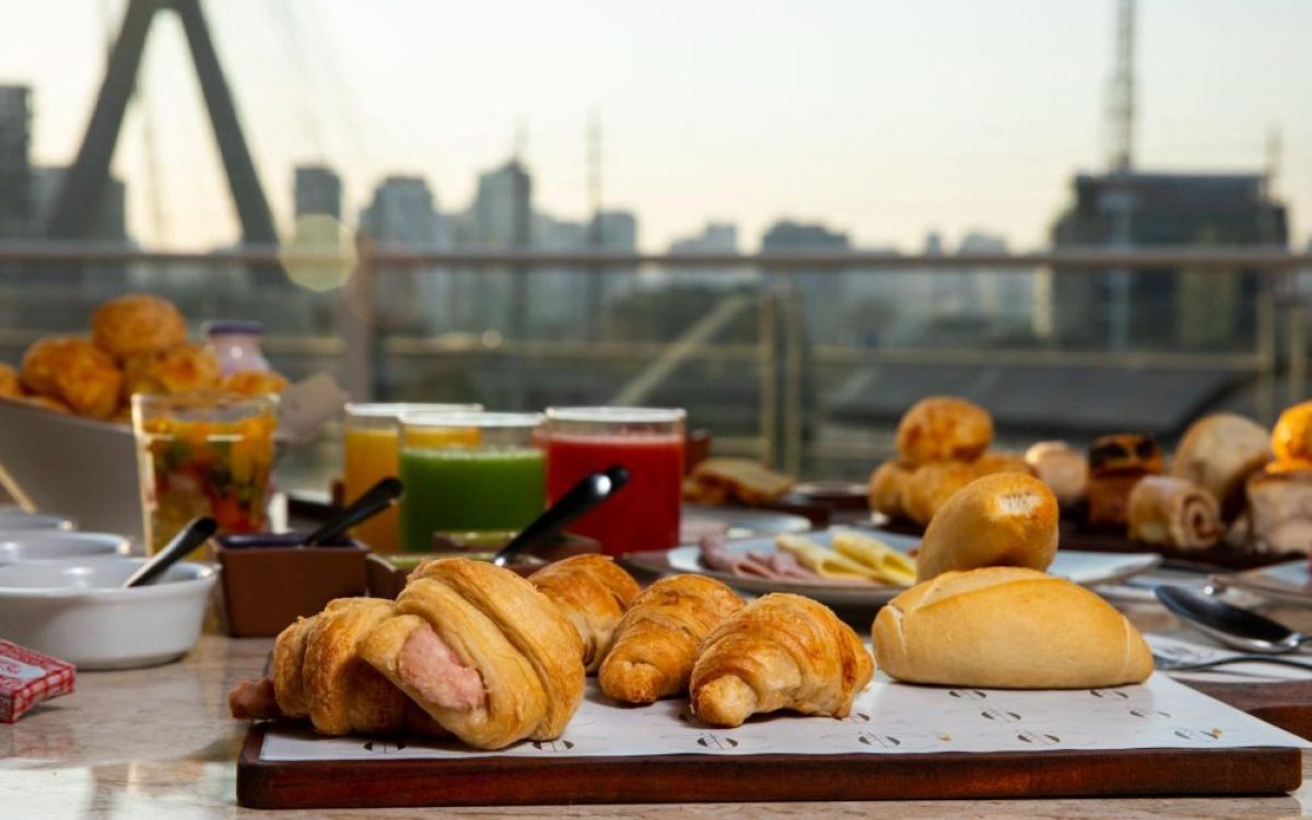 Café da manhã fora de casa é alternativa aos almoços no Dia das Mães. 1ª edição do Breakfast Weekend segue até o dia 25