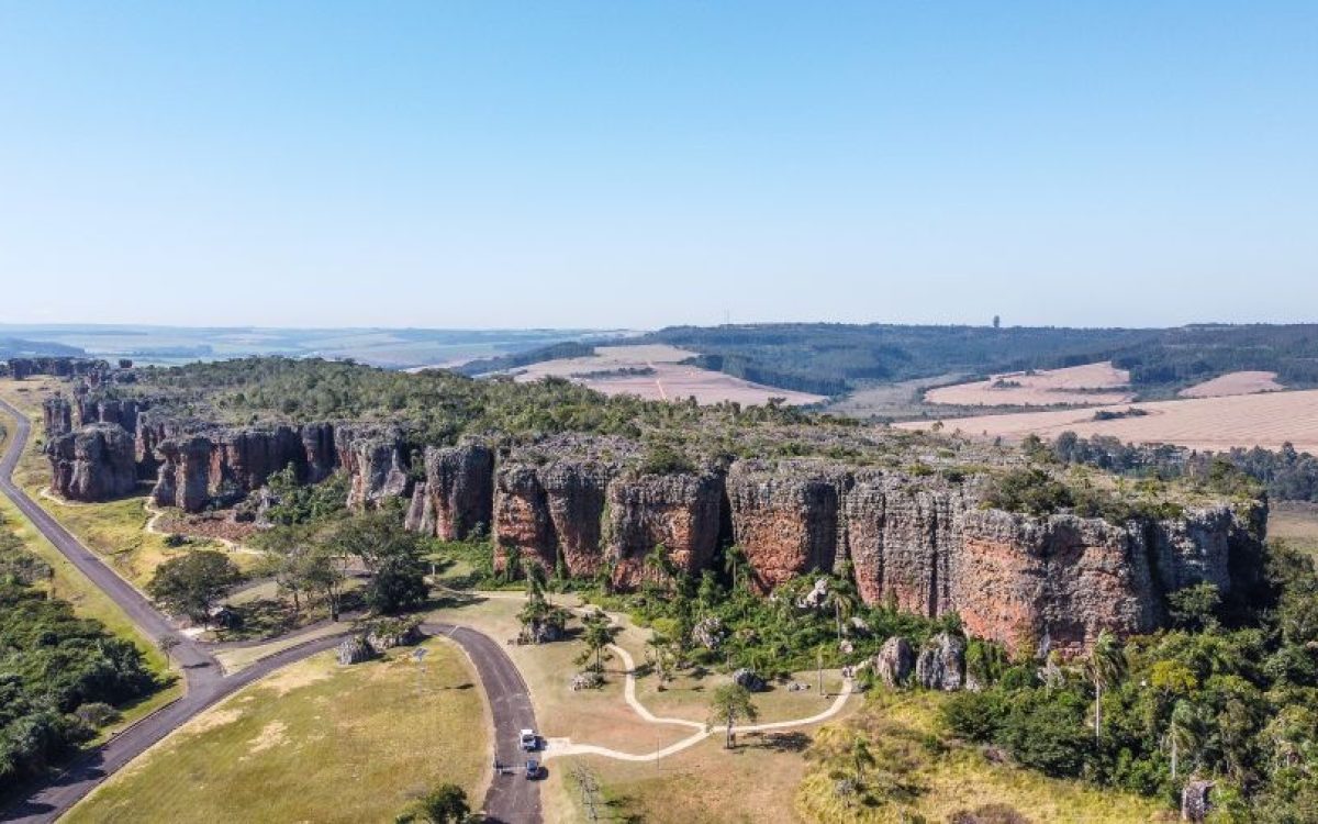 Parque Estadual de Vila Velha é destaque no turismo mundial