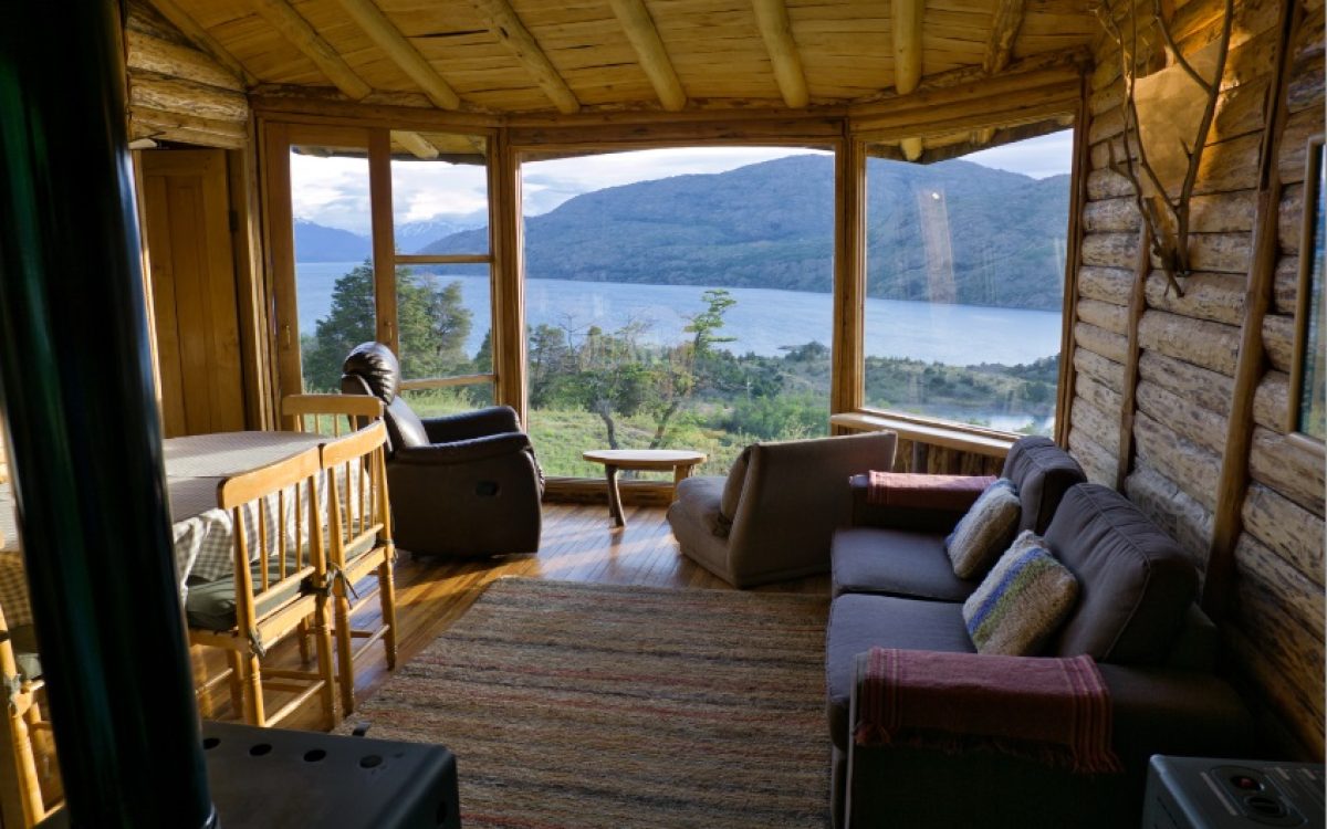 Ecolodge aconchegante na Patagônia chilena com vista esplêndida para o Lago General Carrera oferece experiências formidáveis a seus hóspedes